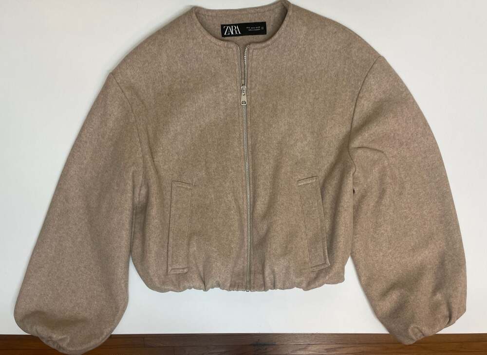 ZARA Women’s Soft Cropped Bomber Jacket in Beige Size Small Wool-like Minimalist